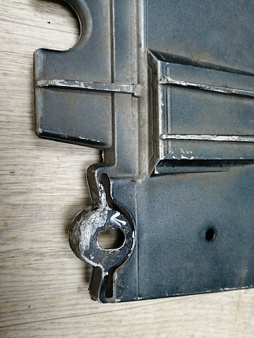 Фотография детали AA045305; Бампер передний; без паркт.; под омыват. (13288286) для Opel Insignia/БУ; Оригинал; Р1, Мелкий дефект; . Фото номер 19