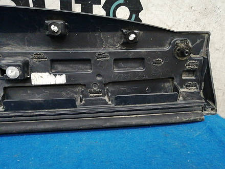 AA034061; Накладка на дверь задняя правая (HK83-274A48-A) для Jaguar F-Pace I (2016-2020)/БУ; Оригинал; Р1, Мелкий дефект; 
