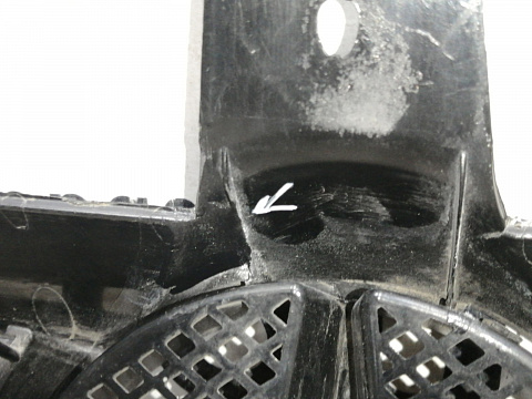 Фотография детали AA045452; Решетка радиатора (A1698801583) для Mercedes-Benz A-klasse II рест. (W169) (2008-2012)/БУ; Оригинал; Р1, Мелкий дефект; . Фото номер 10