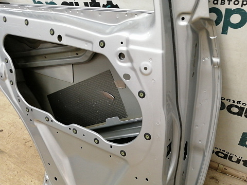 Фотография детали AA038302; Дверь задняя левая (LR061285) для Land Rover Discovery Sport/БУ; Оригинал; Р3, Под восстановление; . Фото номер 21