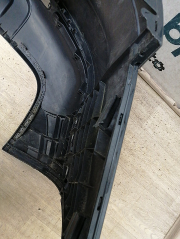 Фотография детали AA044095; Бампер задний; без паркт. (7L6807421) для Volkswagen Touareg/БУ; Оригинал; Р2, Удовлетворительное; . Фото номер 13