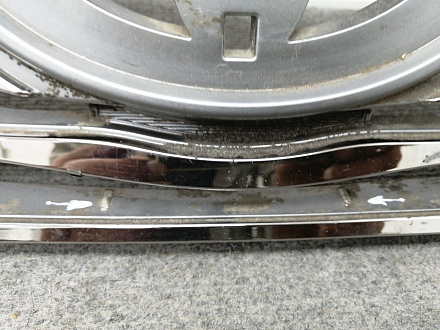 AA011778; Решетка радиатора (53101-33370) для Toyota Camry 50 (2012 — 2014)/БУ; Оригинал; Р3, Под восстановление; 