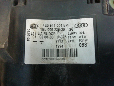 Фотография детали AA000221; Фара правая ксенон (4E0 941 004 BP) для Audi A8 II (D3) (2002-2005)/БУ; Оригинал; Р1, Мелкий дефект; . Фото номер 2