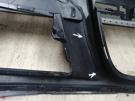 AA044498; Бампер передний; без паркт.; под омыват. (1K0807221D) для Volkswagen Jetta V (2005- 2010)/БУ; Оригинал; Р1, Мелкий дефект; 