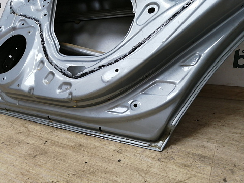 Фотография детали AA011212; Дверь задняя правая (67003-05110) для Toyota Avensis/БУ; Оригинал; Р1, Мелкий дефект; . Фото номер 15