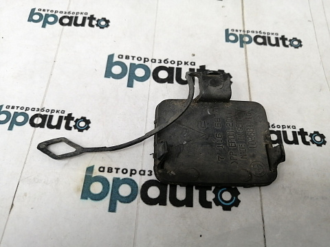 Фотография детали AA025302; Заглушка буксир. крюка переднего бампера (51117116687) для BMW 3 серия Е90 Е91/БУ; Оригинал; Р1, Мелкий дефект; . Фото номер 2