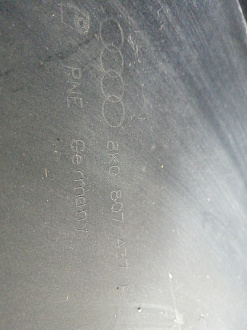 AA045643; Бампер передний; без паркт.; под омыват. (8K0 807 437 A) для Audi A4 B8/БУ; Оригинал; Р1, Мелкий дефект; 