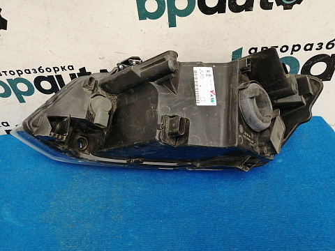 Фотография детали AA042406; Фара галоген правая (6RU941016) для Volkswagen Polo V Sedan (2010-2014)/БУ; Оригинал; Р1, Мелкий дефект; . Фото номер 14