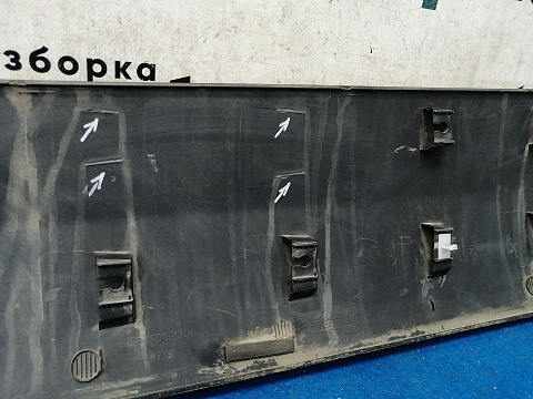 Фотография детали AA031157; Накладка двери передняя правая (CJ54-S20306-A) для Ford Kuga/БУ; Оригинал; Р2, Удовлетворительное; . Фото номер 10