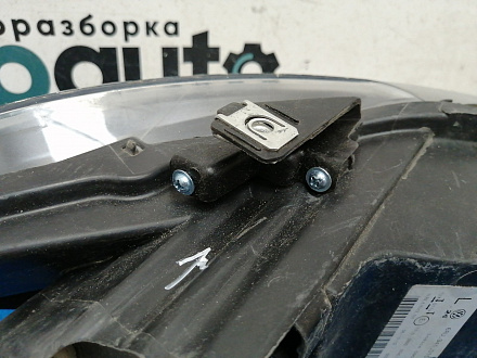 AA042401; Фара галоген левая (6RU941015) для Volkswagen Polo V Sedan (2010-2014)/БУ; Оригинал; Р1, Мелкий дефект; 