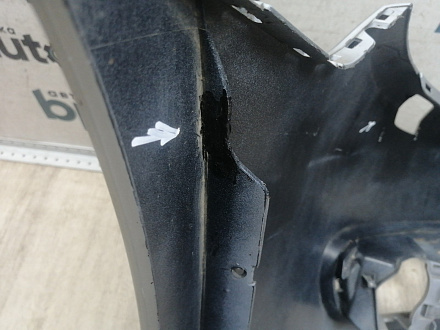 AA045979; Бампер передний; без паркт.; под омыват. (5K0807221) для Volkswagen Golf/БУ; Оригинал; Р1, Мелкий дефект; 