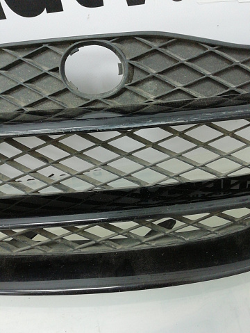 Фотография детали AA001058; Решетка переднего бампера L, v10 (420807683) для Audi R8 I (2007-2012)/БУ; Оригинал; Р0, Хорошее; . Фото номер 3