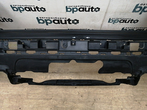 Фотография детали AA039428; Бампер задний; под паркт. (JK62-17D781-AA) для Land Rover Range Rover Sport II рест. L 494 (2017 - 2022)/БУ; Оригинал; Р1, Мелкий дефект; . Фото номер 4