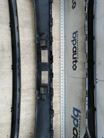 Фотография детали AA045376; Бампер передний; без паркт.; без омыват. (2803100U7300) для JAC J7 (2020- н.в.)/БУ; Оригинал; Р1, Мелкий дефект; . Фото номер 20