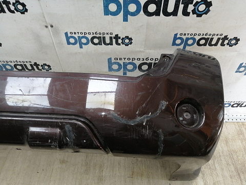 Фотография детали AA044662; Бампер задний; без паркт. (85022-5X00H) для Nissan Pathfinder III рест. (2010-2014)/БУ; Оригинал; Р1, Мелкий дефект; . Фото номер 10