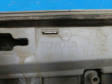 AA015905; Молдинг двери задний правый (75075-60130) для Toyota Land Cruiser 200 рест. (2012 — 2015)/БУ; Оригинал; Р2, Удовлетворительное; 