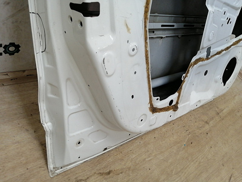 Фотография детали AA043416; Дверь передняя левая (H0101-BM9MA) для Nissan Qashqai/БУ; Оригинал; Р2, Удовлетворительное; . Фото номер 18