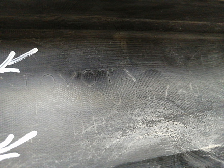 AA034334; Юбка переднего бампера, с отв. под накладку, матовая (52411-42070) для Toyota Rav4 40 рест. (2015 — 2019)/БУ; Оригинал; Р1, Мелкий дефект; 