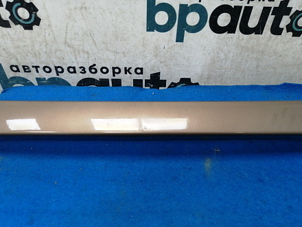 AA028838; Накладка переднего бампера (86550-2Y000) для Hyundai IX35/БУ; Оригинал; Р1, Мелкий дефект; 