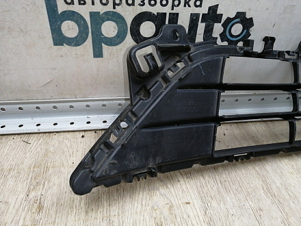 AA045277; Решетка переднего бампера (GHP9-501T1) для Mazda 6 III (GJ) (2012-2015)/БУ; Оригинал; Р1, Мелкий дефект; 