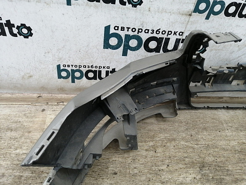 Фотография детали AA024646; Бампер передний; без паркт.; под омыват. (3C0807221A) для Volkswagen Passat/БУ; Оригинал; Р1, Мелкий дефект; . Фото номер 9