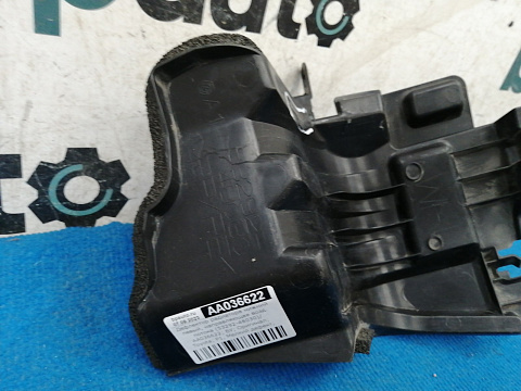 Фотография детали AA036622; Дефлектор радиатора нижний левый, направляющая возд. потока (53292-48030) для Lexus RX IV (2019 — 2023)/БУ; Оригинал; Р1, Мелкий дефект; . Фото номер 4