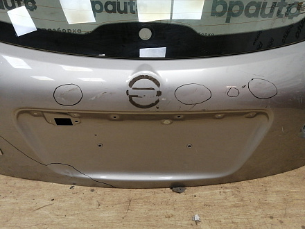 AA038024; Крышка багажника; под камер. (K0100BR0MA) для Nissan Qashqai/БУ; Оригинал; Р2, Удовлетворительное; 
