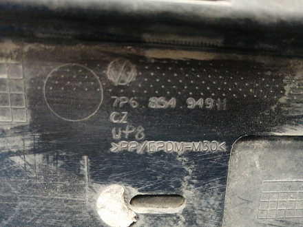 AA035883; Накладка на дверь задняя левая (7P6854949H) для Volkswagen Touareg/БУ; Оригинал; Р1, Мелкий дефект; 