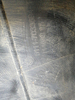 AA045298; Бампер передний; под паркт.; под омыват. (51117033694) для BMW 5 серия Е60 Е61/БУ; Оригинал; Р1, Мелкий дефект; 