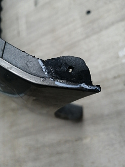 BA000248; Бампер передний; под паркт.; под омыват. (5M0807221N) для Volkswagen Golf Plus II (2009-2014)/БУ; Оригинал; Р2, Удовлетворительное; 