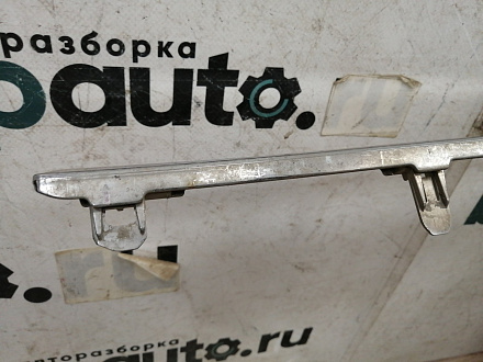 AA036665; Молдинг порога левый, хром (75858-33010) для Toyota Camry 50 (2012 — 2014)/БУ; Оригинал; Р1, Мелкий дефект; 