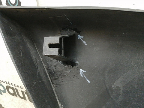 Фотография детали AA030539; Накладка крышки багажника нижняя, пластик (90901-JG00A) для Nissan X-Trail T31/БУ; Оригинал; Р1, Мелкий дефект; . Фото номер 14