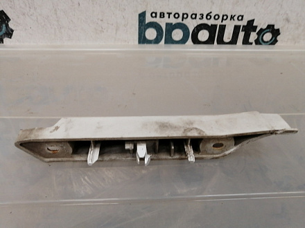 AA044256; Кронштейн переднего бампера левый (8M51-17D959-AD) для Ford Focus/БУ; Оригинал; Р0, Хорошее; 