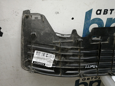 AA045211; Накладка заднего бампера, широкая (52162-60090 /50) для Toyota Land Cruiser Prado/БУ; Оригинал; Р1, Мелкий дефект;