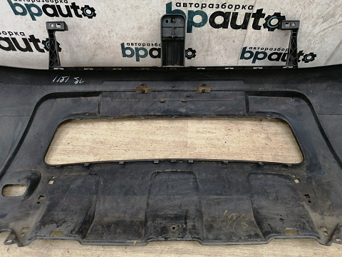 Фотография детали AA033833; Бампер передний; без паркт.; без омыват. (620227924R) для Renault Duster I (2011-2015)/БУ; Оригинал; Р1, Мелкий дефект; . Фото номер 20