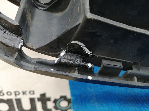Фотография детали AA037797; Решетка переднего бампера (71103-SAA-900) для Honda Jazz I (2001-2005)/БУ; Оригинал; Р1, Мелкий дефект; . Фото номер 16