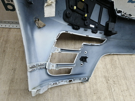 AA045877; Бампер передний; под паркт.; под омыват. (J8A2-17F003-GAW) для Land Rover Range Rover Velar L560 (2017 - 2023)/БУ; Оригинал; Р1, Мелкий дефект; 