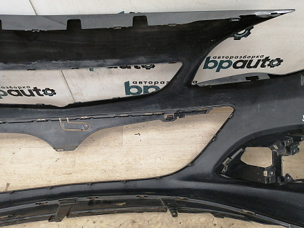 AA037212; Бампер передний; без паркт.; под омыват. (13368660) для Opel Astra/БУ; Оригинал; Р1, Мелкий дефект; 