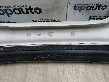 AA046063; Бампер задний; без паркт. (BM51-A17906-AGW) для Ford Focus III Hatchback (2011- 2015)/БУ; Оригинал; Р1, Мелкий дефект; 