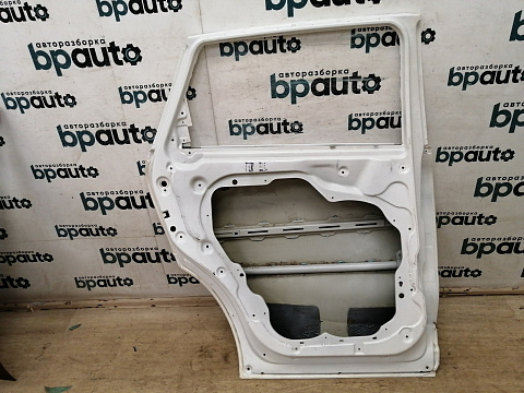 Фотография детали AA043060; Дверь задняя левая (77003-C5000) для Kia Sorento/БУ; Оригинал; Р3, Под восстановление; . Фото номер 12