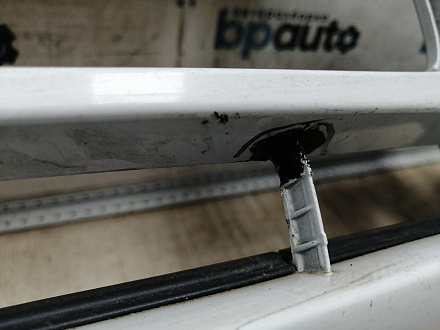 AA045619; Бампер передний; под паркт.; под омыват. (8T0 807 437 AD) для Audi A5/БУ; Оригинал; Р1, Мелкий дефект; 