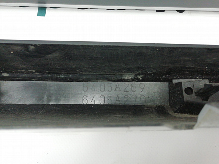 AA008969; Накладка переднего бампера центральная нижняя (6405A269) для Mitsubishi Outlander III рест.3 (2018-2023)/БУ; Оригинал; Р1, Мелкий дефект; 