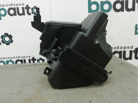 Фотография детали AA007470; Корпус воздушного фильтра, объем двигателя 2,5 (165001AA0A) для Nissan/Нов; Неоригинал; . Фото номер 2