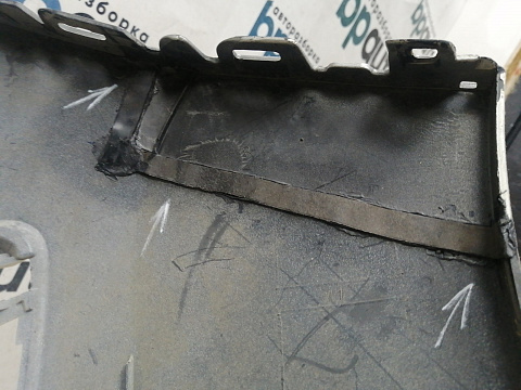 Фотография детали AA045943; Бампер передний; под паркт.; под омыват. (9680484677) для Peugeot 308 I (2008-2011)/БУ; Оригинал; Р2, Удовлетворительное; . Фото номер 16