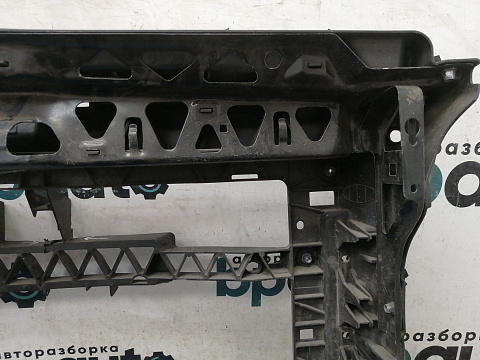 Фотография детали AA028882; Передняя панель (6RU805588F) для Volkswagen Polo/БУ; Оригинал; Р2, Удовлетворительное; . Фото номер 15