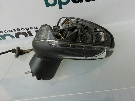 AA000407; Зеркало левое, 6 контактов (8X1 857 409 F) для Audi A1/БУ; Оригинал; Р1, Мелкий дефект; 