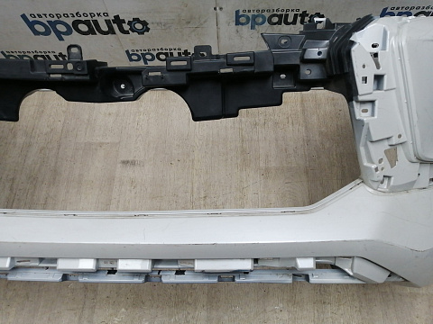 Фотография детали AA045834; Бампер передний; без паркт.; без омыват. (6400J511ZZ) для Mitsubishi Pajero Sport III рест. (2019-н.в.)/БУ; Оригинал; Р2, Удовлетворительное; . Фото номер 10