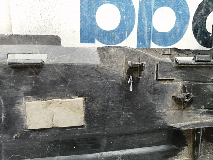 AA045212; Накладка заднего бампера, широкая (52162-60090 /50) для Toyota Land Cruiser Prado/БУ; Оригинал; Р2, Удовлетворительное;