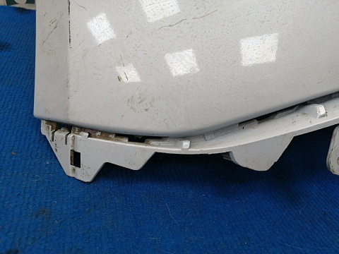 Фотография детали AA024064; Бампер задний, левая часть; под паркт. (850170001R) для Renault Scenic/БУ; Оригинал; Р1, Мелкий дефект; . Фото номер 3