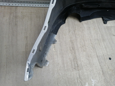 AA045942; Бампер задний; под паркт. (GS1M-50221) для Mazda 6 GH/БУ; Оригинал; Р1, Мелкий дефект; 